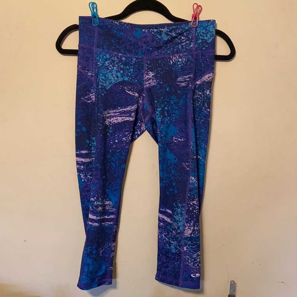 Champion crop work out pants, size S